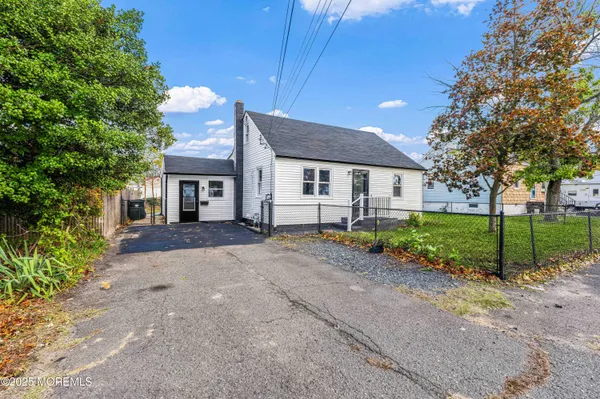 $550,000 | 116 Hudson Avenue, Keansburg, NJ 07734