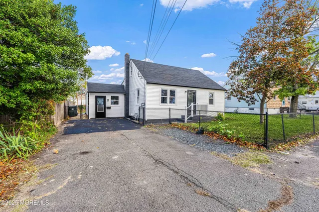 $550,000 | 116 Hudson Avenue, Keansburg, NJ 07734