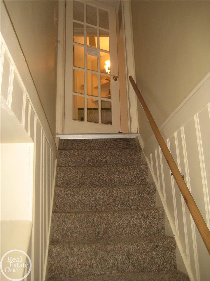 1624 Hawthorne Road Grosse Pointe, MI 48236 - Photo 35 of 56 31312336-34.JPG