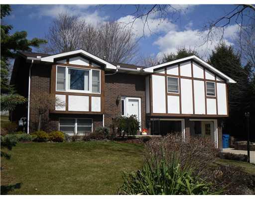2453 Willowhurst Circle New Castle, PA 16101 - Photo 1 of 12 Exterior Front.