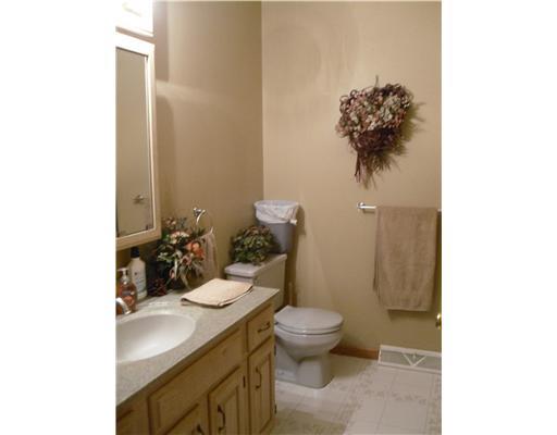 2453 Willowhurst Circle New Castle, PA 16101 - Photo 5 of 12 Master Bath/Spa.