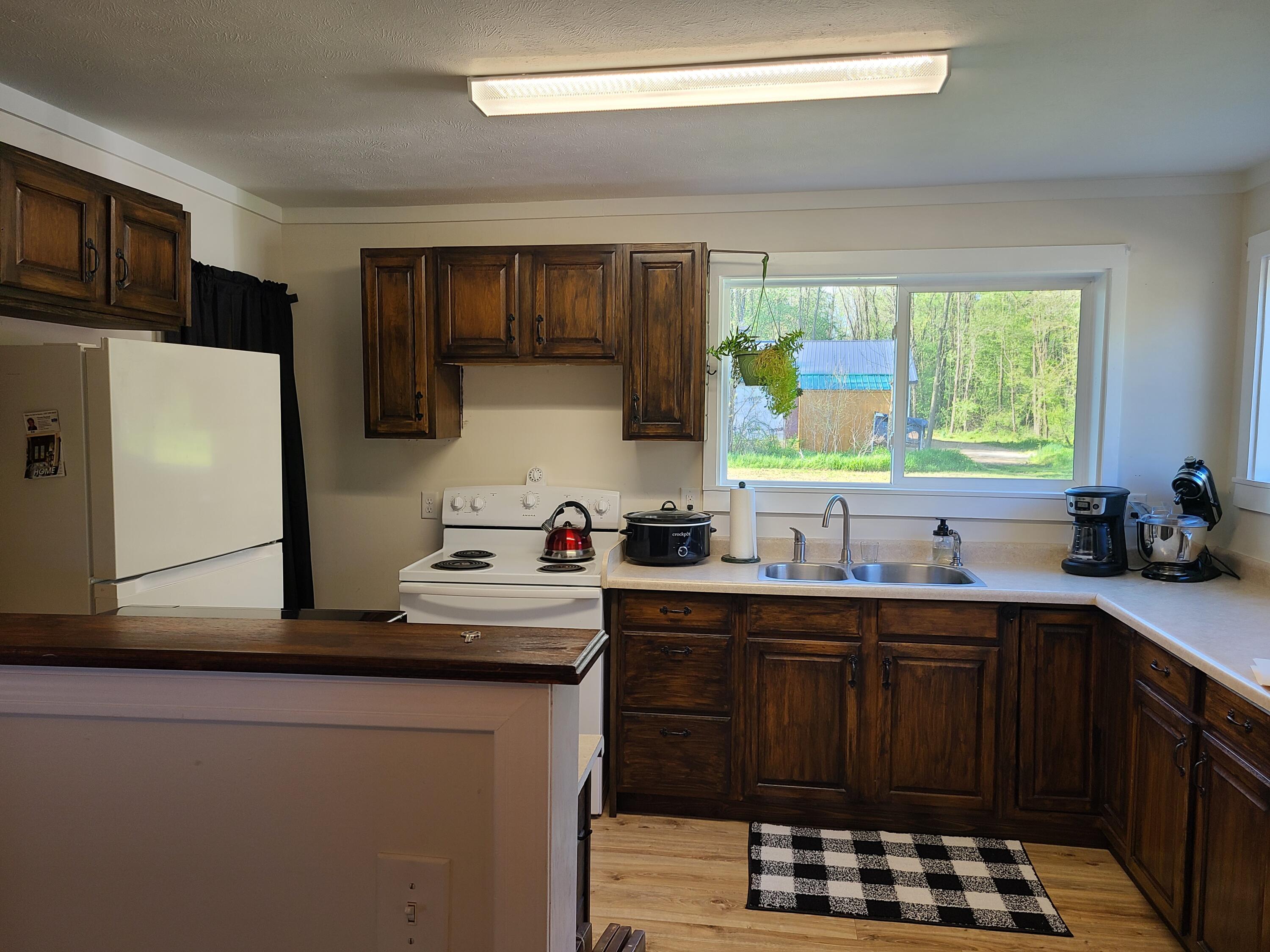 55322 Territorial Road Decatur, MI 49045 - Photo 23 of 43 20240430_175657