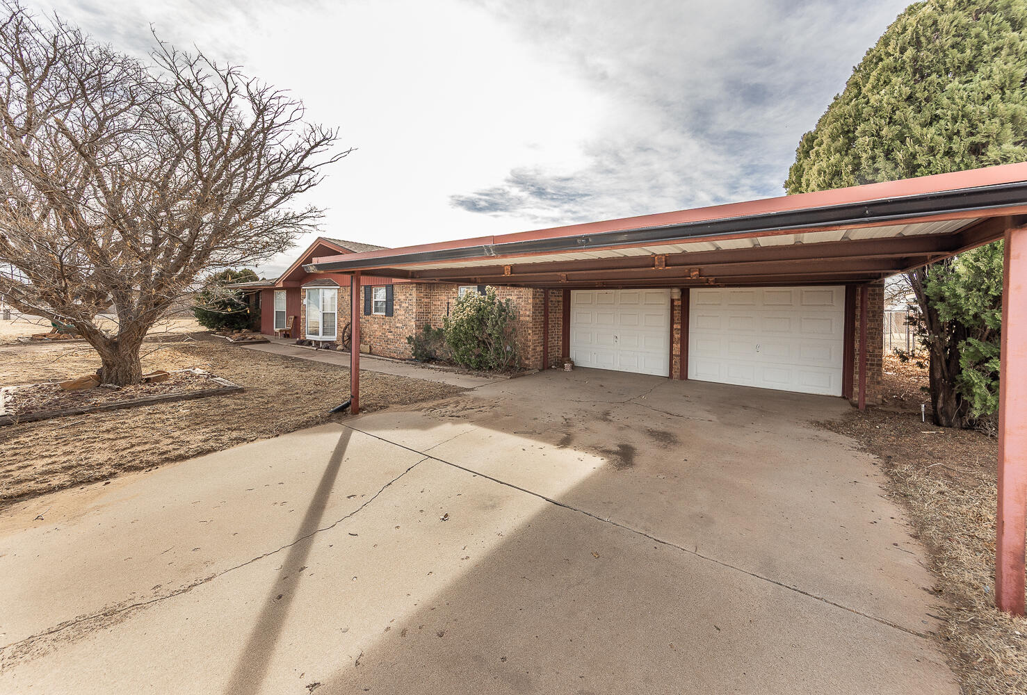 505 Owen Street Lubbock, TX 79403 - Photo 29 of 32 front view of house