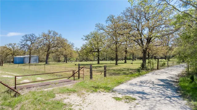 $665,000 | 5732 Rose Hill Road, Calvert, TX 77837
