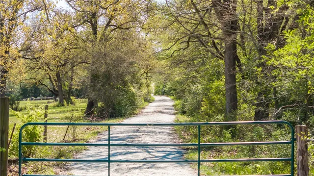 $665,000 | 5732 Rose Hill Road, Calvert, TX 77837