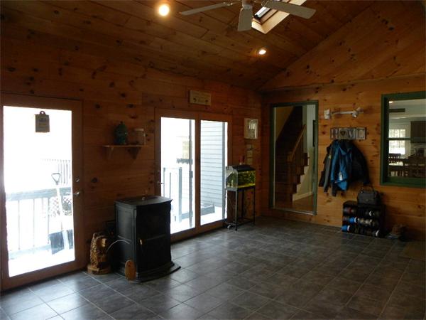 45 Lincoln Point Road Charlton, MA 01507 - Photo 23 of 29