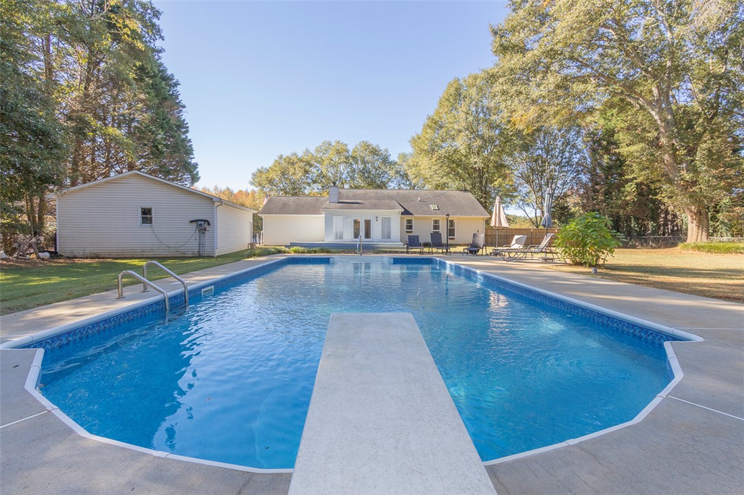 1026 Crestview Road Anderson, SC 29621 - Photo 37 of 41