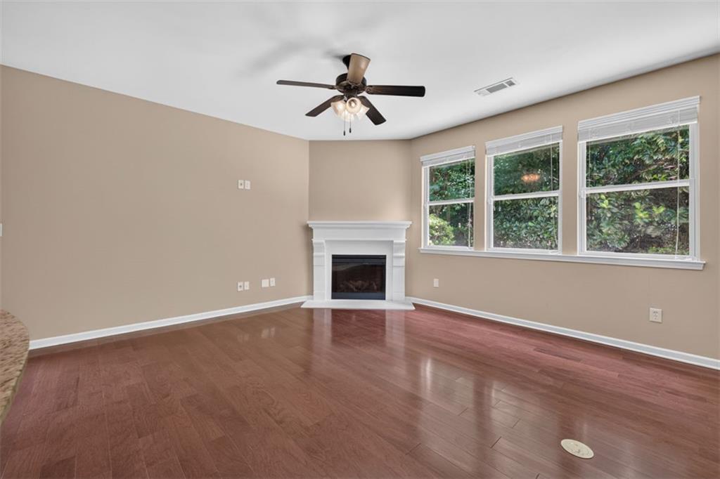 1572 Lenox Overlook Road Atlanta, GA 30329 - Photo 6 of 44