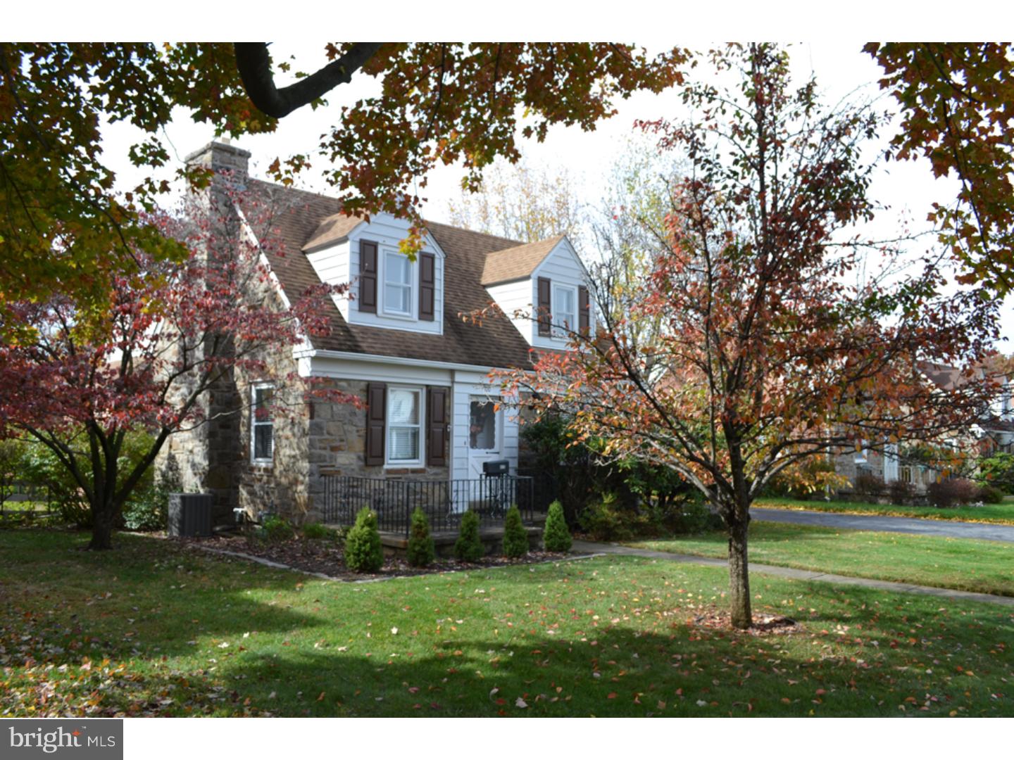 920 Sara Drive Springfield, PA 19064 - Photo 1 of 25 Exterior Front