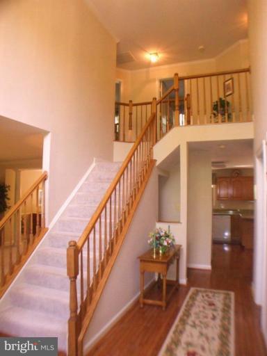 3256 Breckenridge Way Riva, MD 21140 - Photo 7 of 30 Staircase