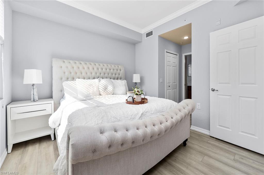 9723 Acqua Court, Unit 311 Naples, FL 34113 - Photo 16 of 36