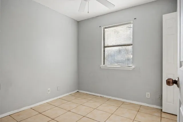 $1,795 | 2102 Lamplight Village Circle, Unit A, Austin, TX 78727