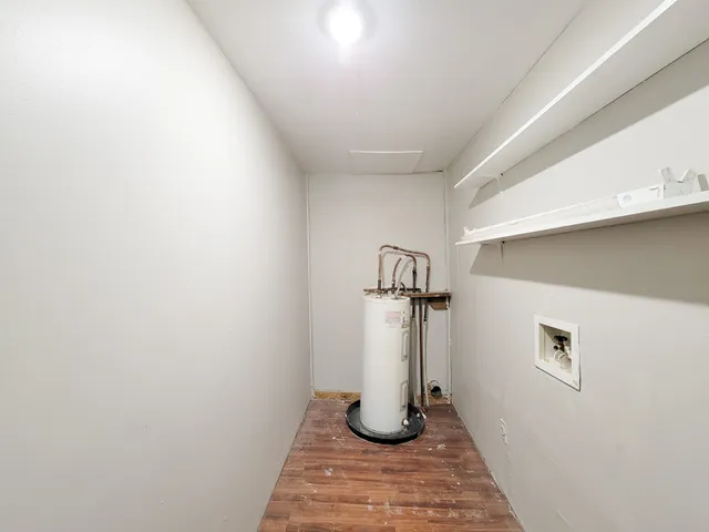 $1,300 | 4817 Lawndale Street, La Marque, TX 77568