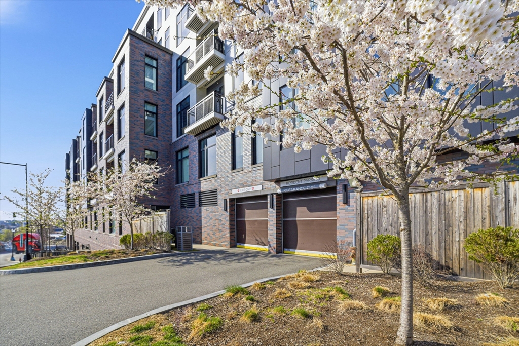 191 Washington Street, Unit 711 Boston, MA 02135 - Photo 29 of 39