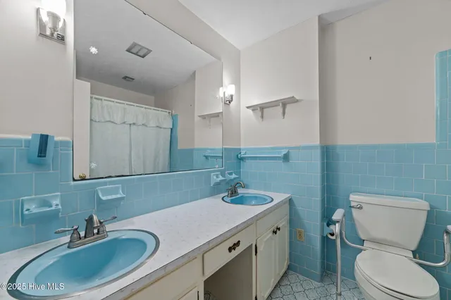 $300,000 | 4308 Wildwood Drive, Ayden, NC 28513