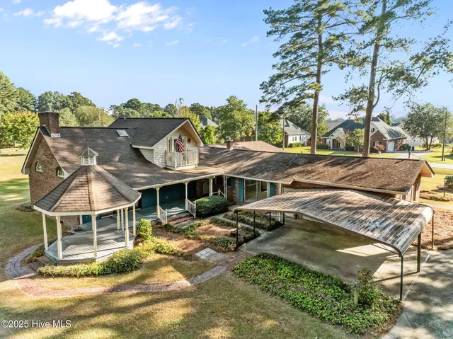 $300,000 | 4308 Wildwood Drive, Ayden, NC 28513