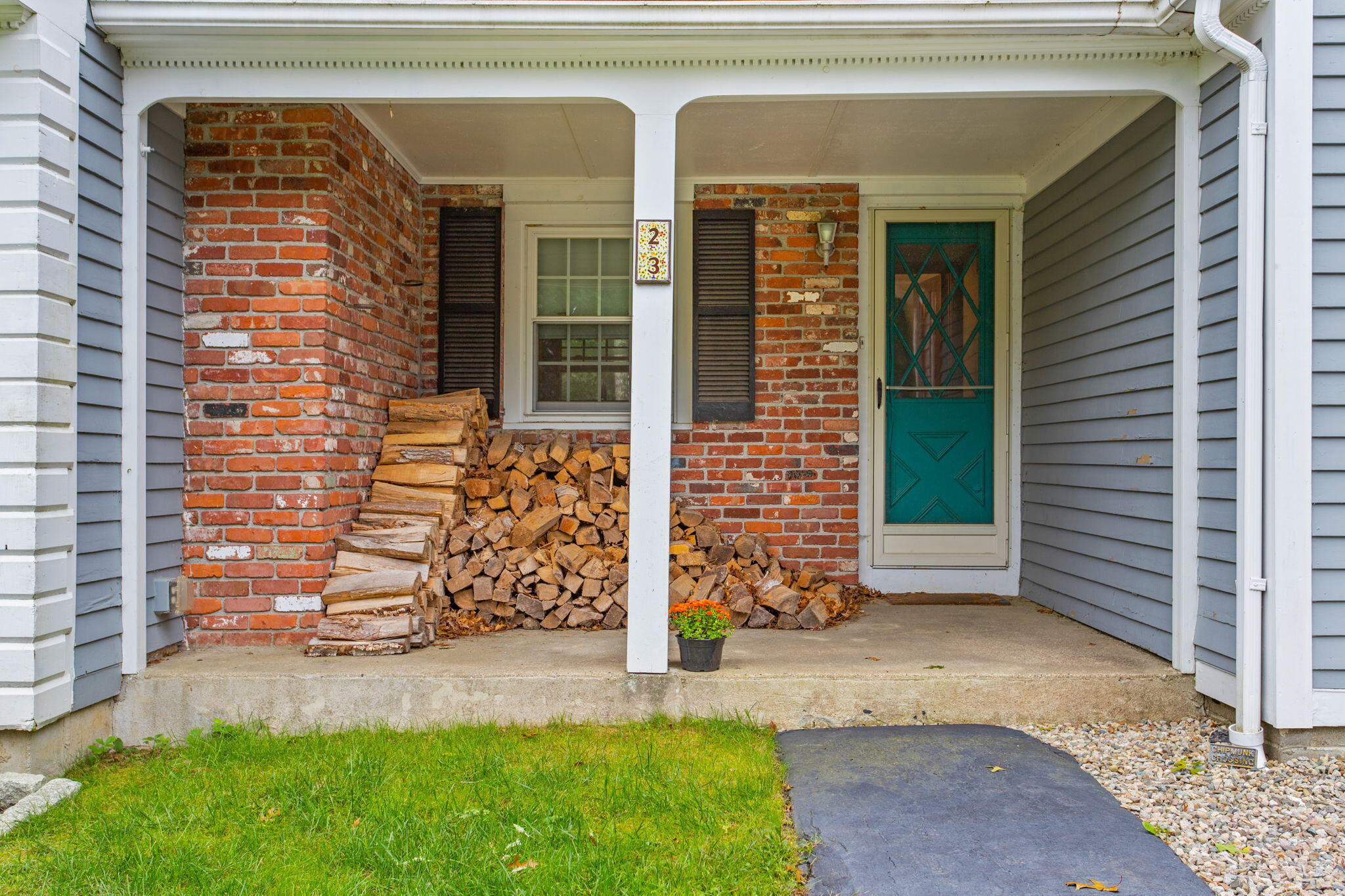 23 Meredith Road Forestdale, MA 02644 - Photo 1 of 22 a front view of a house with garden