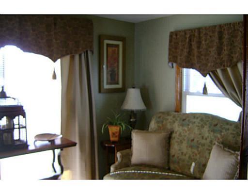 2868 Valley View Road Sharpsville, PA 16150 - Photo 11 of 18 Sunroom. THIS ROOM CAN BE USED ALL YEAR LONG