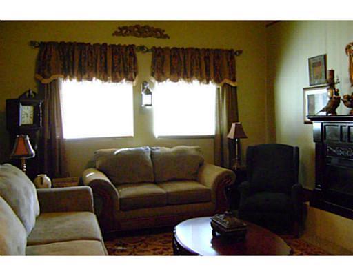2868 Valley View Road Sharpsville, PA 16150 - Photo 6 of 18 Living Room. USED AS LIVING ROOM OR FAMILY RM.