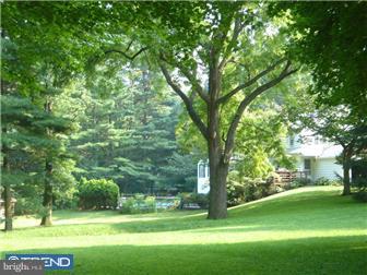 885 Llewelyn Road Berwyn, PA 19312 - Photo 2 of 6