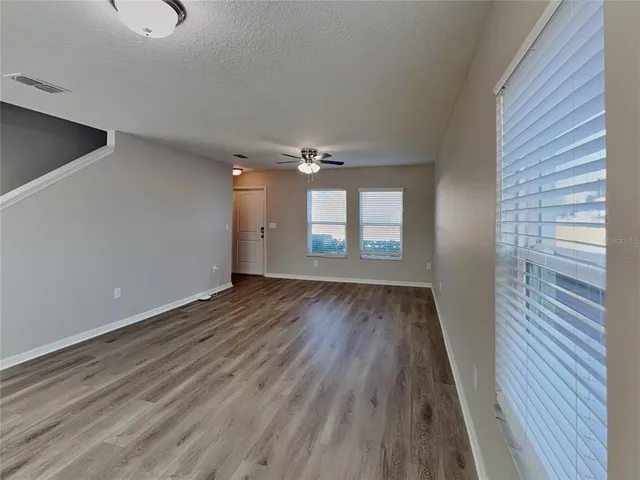 $2,049 | Undisclosed Address, Spring Hill, FL 34609