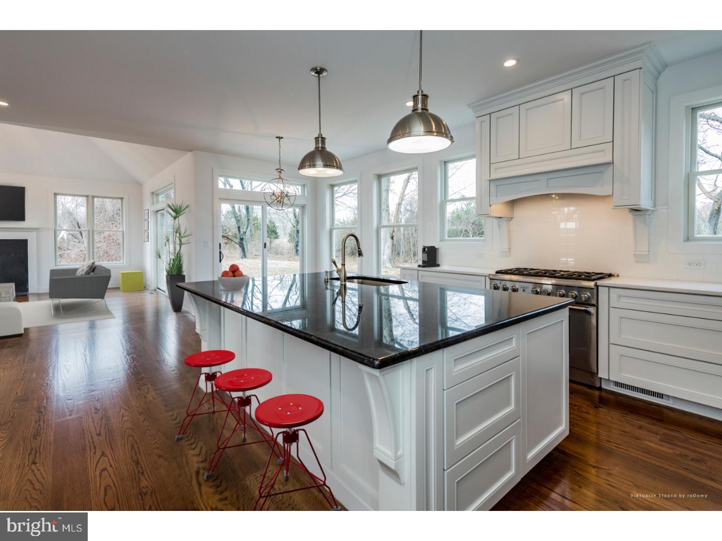 9 Elm Ridge Road Pennington, NJ 08534 - Photo 4 of 25