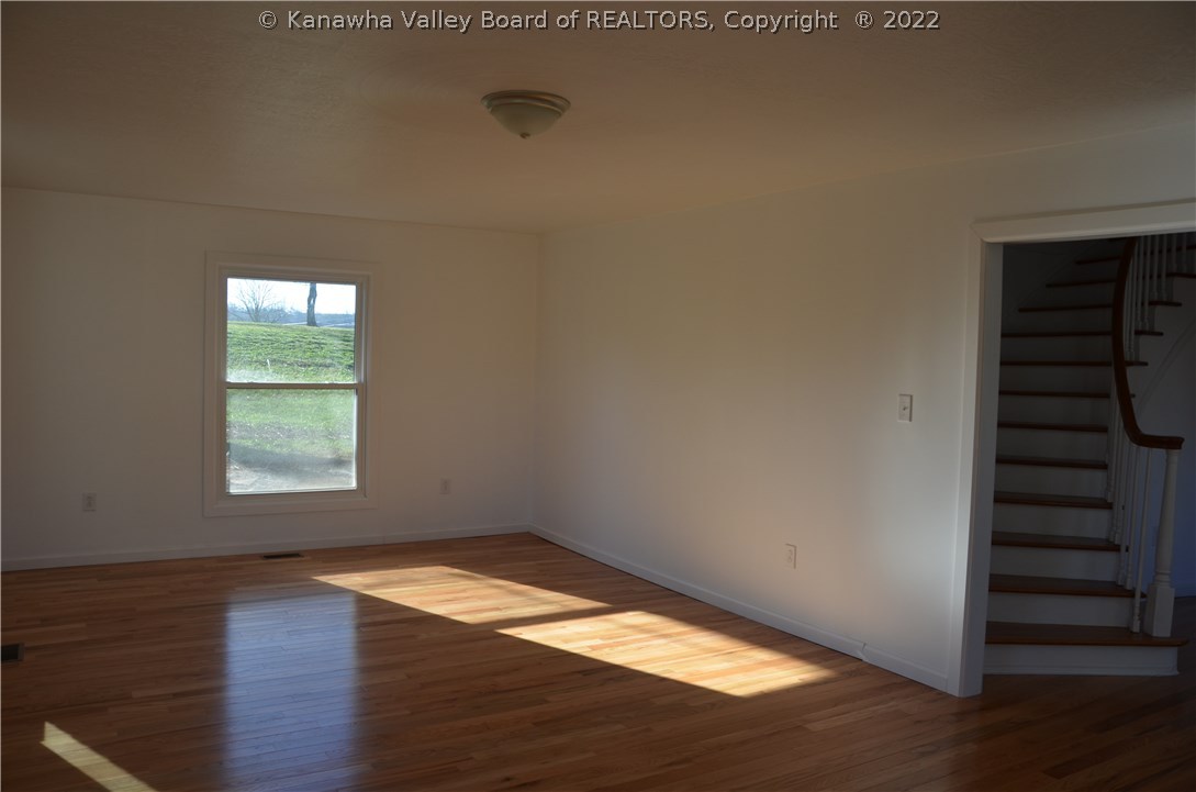 100 Colonial Lane Ripley, WV 25271 - Photo 5 of 13 Living Room