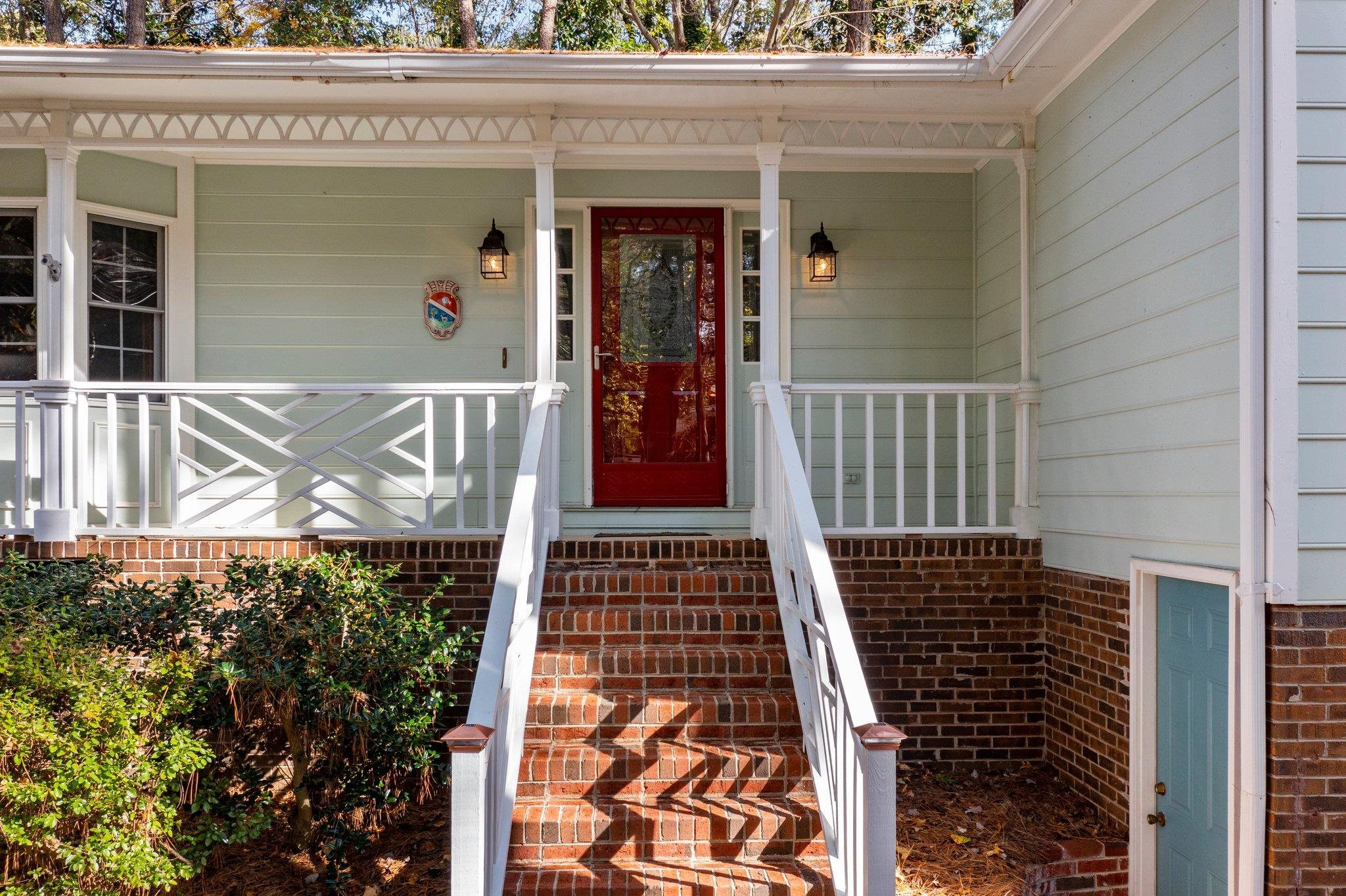 805 Nuttree Place Raleigh, NC 27606 - Photo 6 of 34 Photo 6
