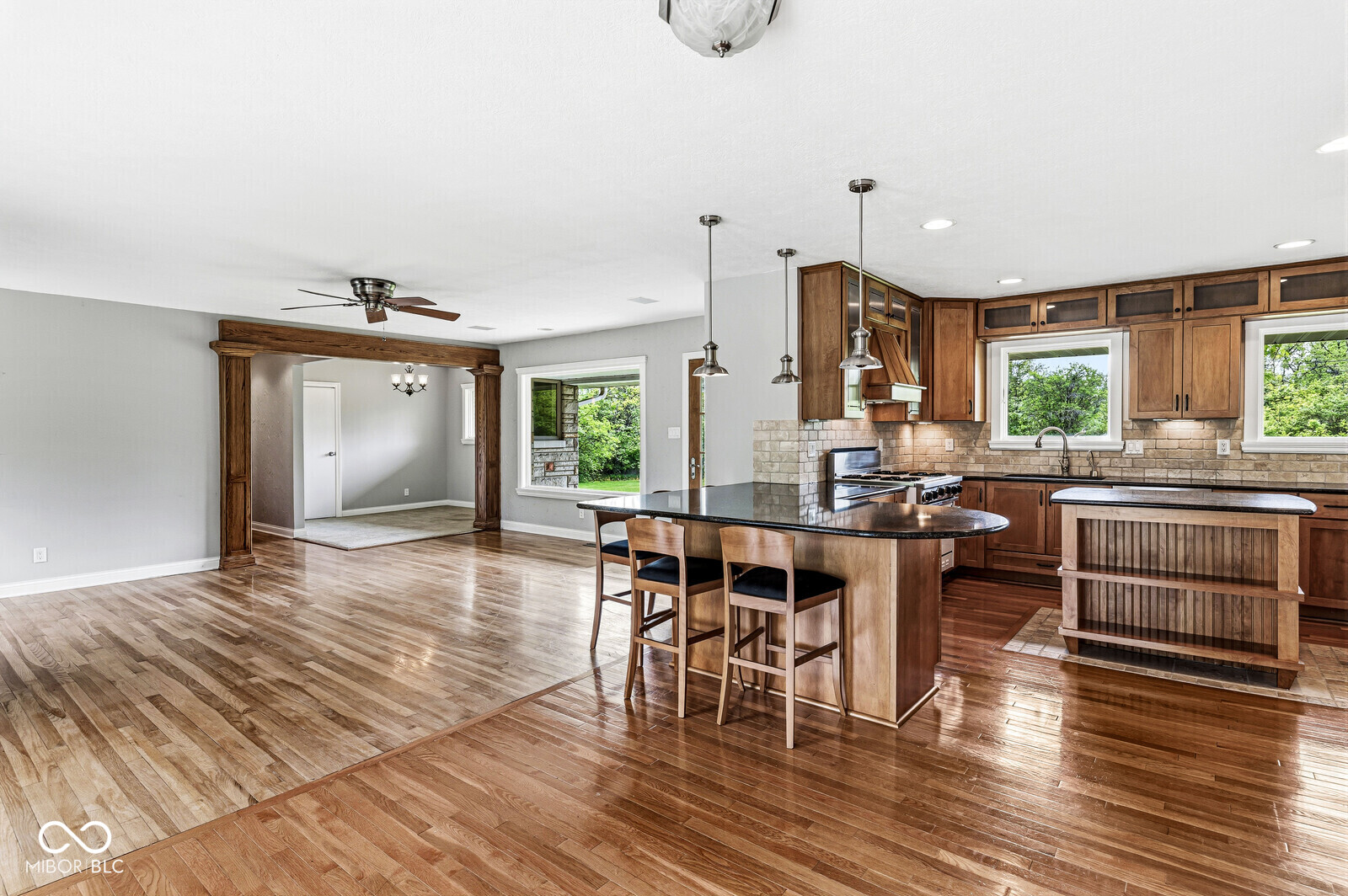 6055 North High School Road Indianapolis, IN 46254 - Photo 21 of 49