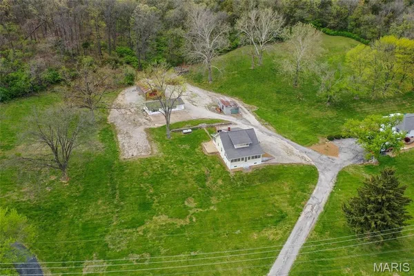 $1,350,000 | 8703 Metropolitan Boulevard, Pevely, MO 63070