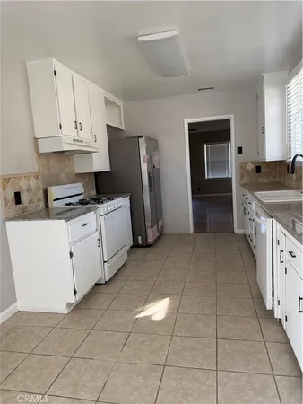 $3,650 | 558 North Vermont Avenue, Glendora, CA 91741