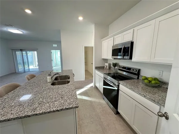 $1,750 | 487 Hennepin Loop, Lake Wales, FL 33898