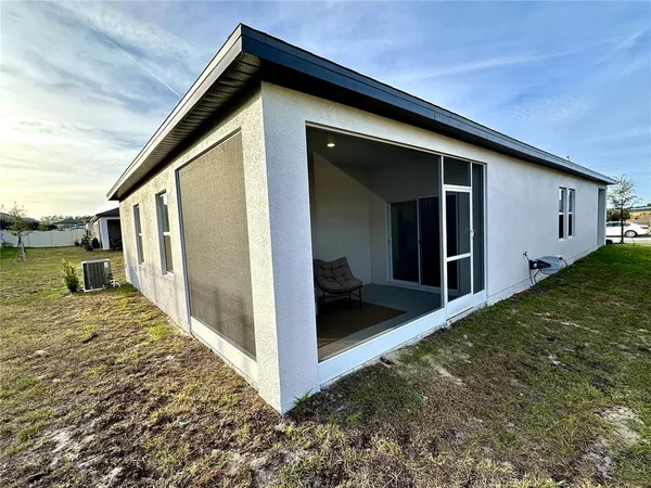 $1,750 | 487 Hennepin Loop, Lake Wales, FL 33898