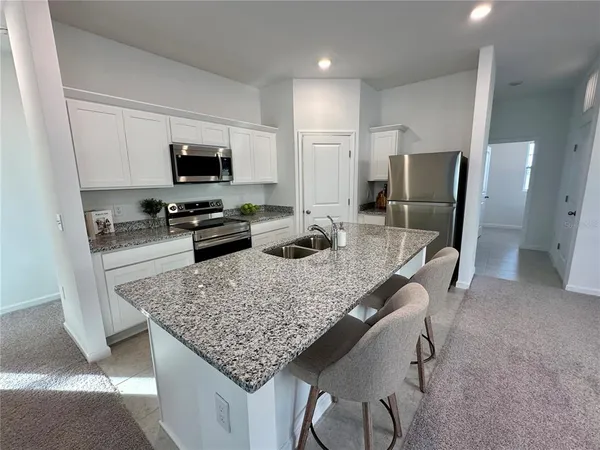 $1,750 | 487 Hennepin Loop, Lake Wales, FL 33898
