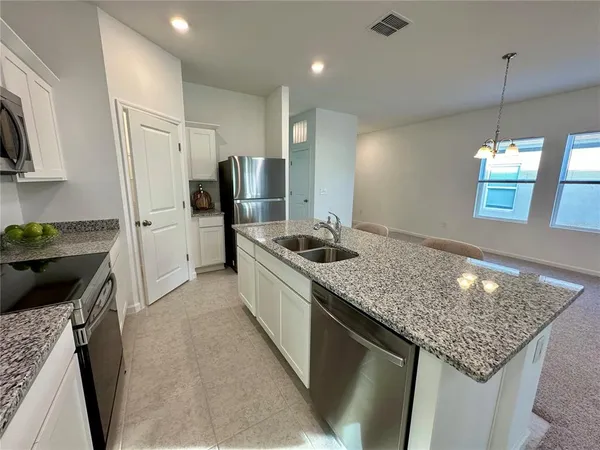 $1,750 | 487 Hennepin Loop, Lake Wales, FL 33898