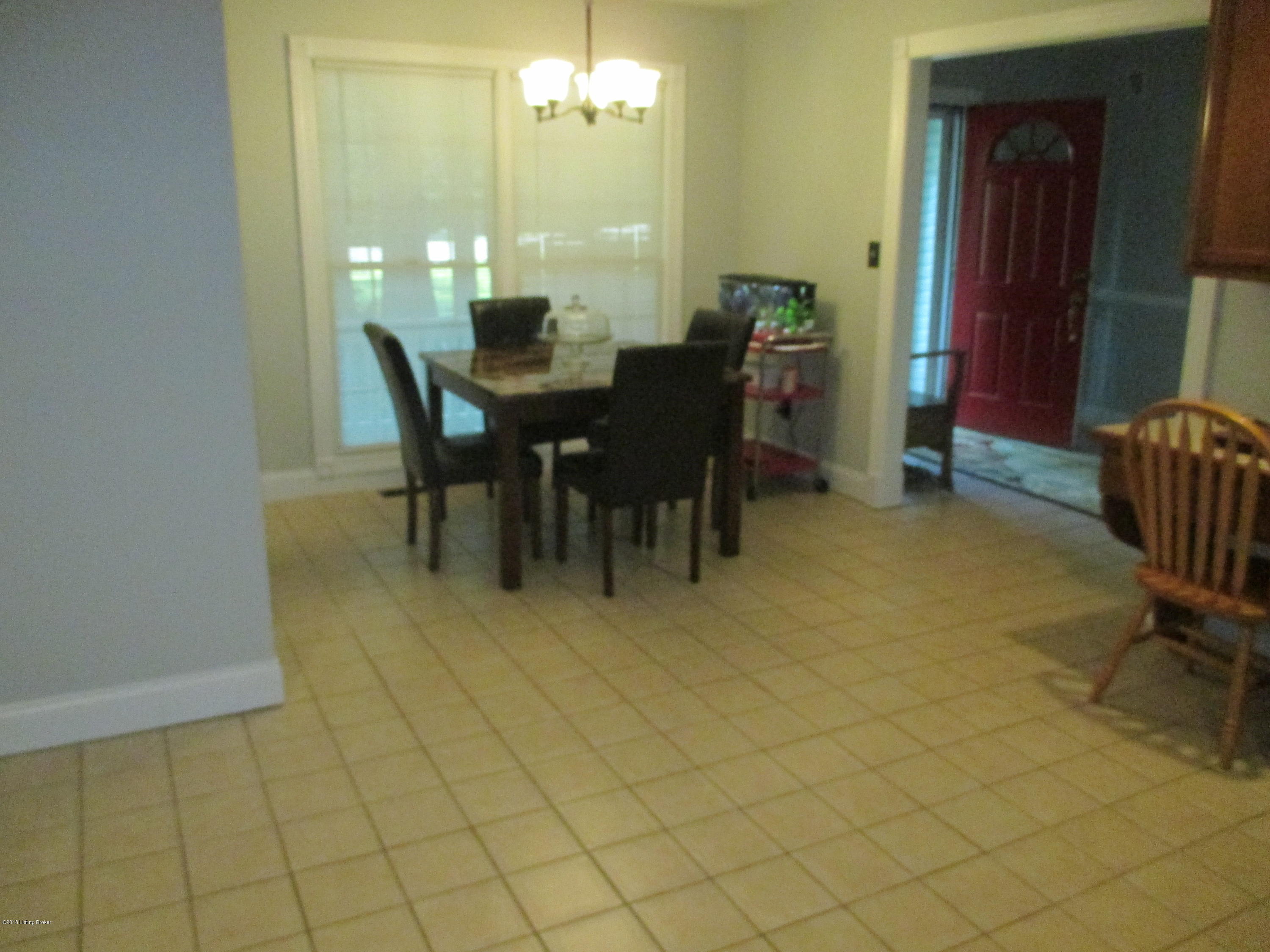 105 Hampton Road Brandenburg, KY 40108 - Photo 8 of 35 008