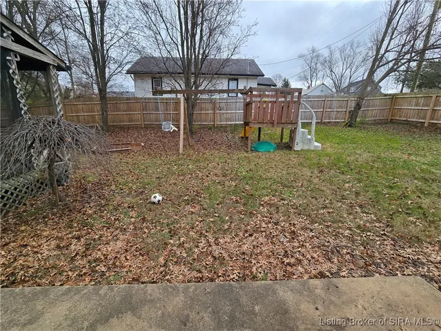 $185,000 | 1001 North Water Street, Salem, IN 47167