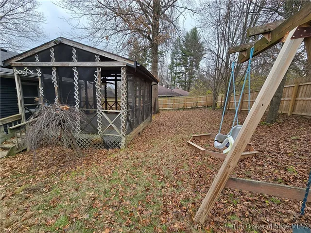 $185,000 | 1001 North Water Street, Salem, IN 47167