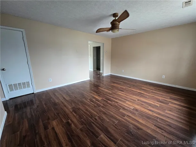 $185,000 | 1001 North Water Street, Salem, IN 47167