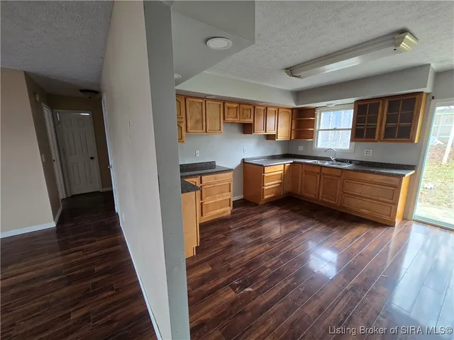 $185,000 | 1001 North Water Street, Salem, IN 47167