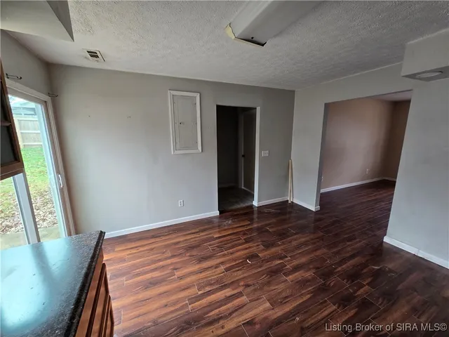 $185,000 | 1001 North Water Street, Salem, IN 47167