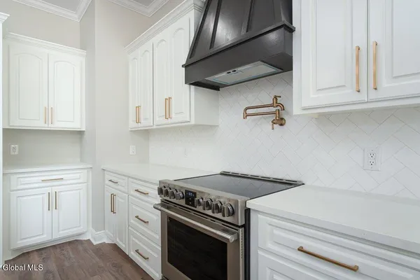 $774,900 | 27 Hidden Pond Road, Moreau, NY 12831