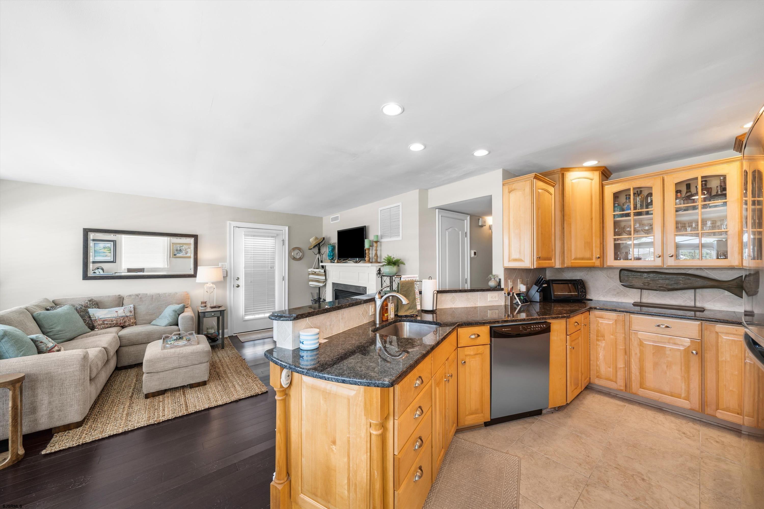 51 Simpson Road, Unit 2 Ocean City, NJ 08226 - Photo 18 of 43
