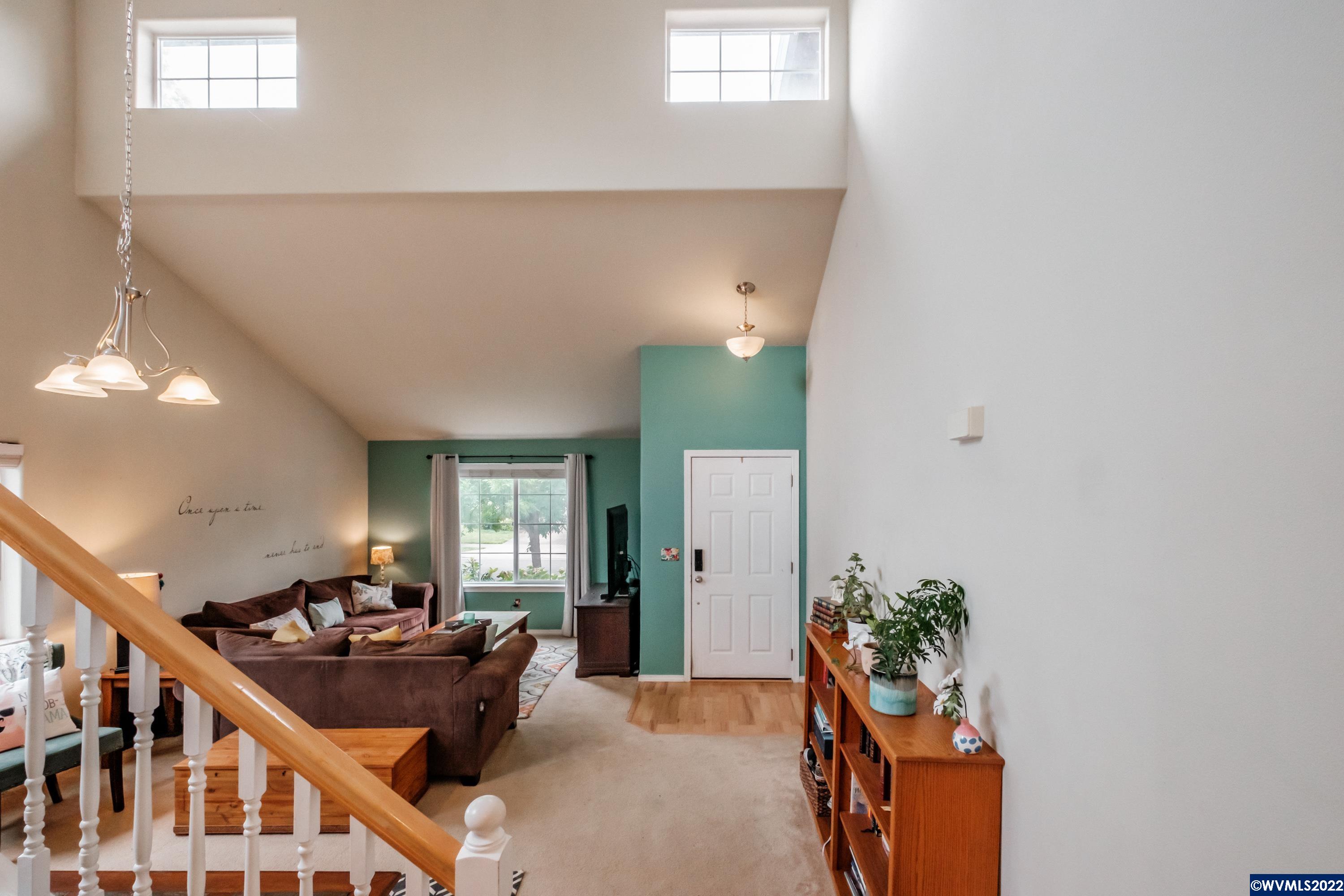 386 Southeast Casting Street Albany, OR 97322 - Photo 9 of 42
