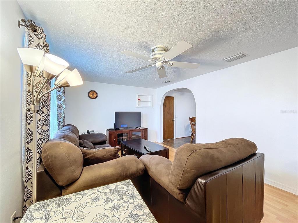 3751 Cullen Street New Port Richey, FL 34652 - Photo 10 of 50 Gallery Image 10