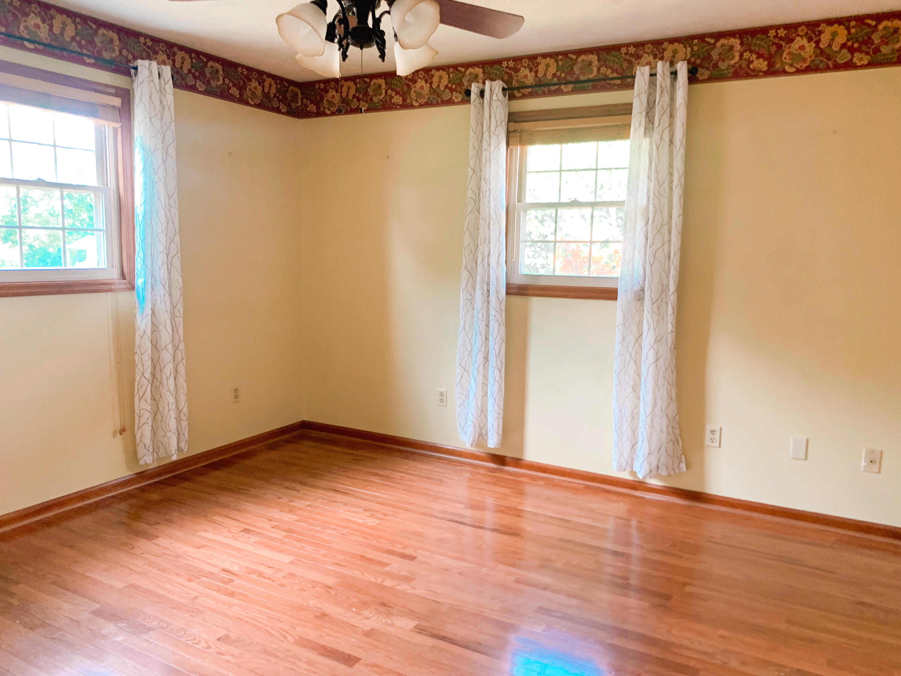 205 Maple Grove Road London, KY 40744 - Photo 20 of 36 IMG-2349
