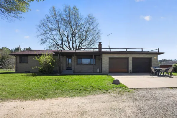 $419,000 | 3262 West Wagner Road, Buchanan, MI 49107