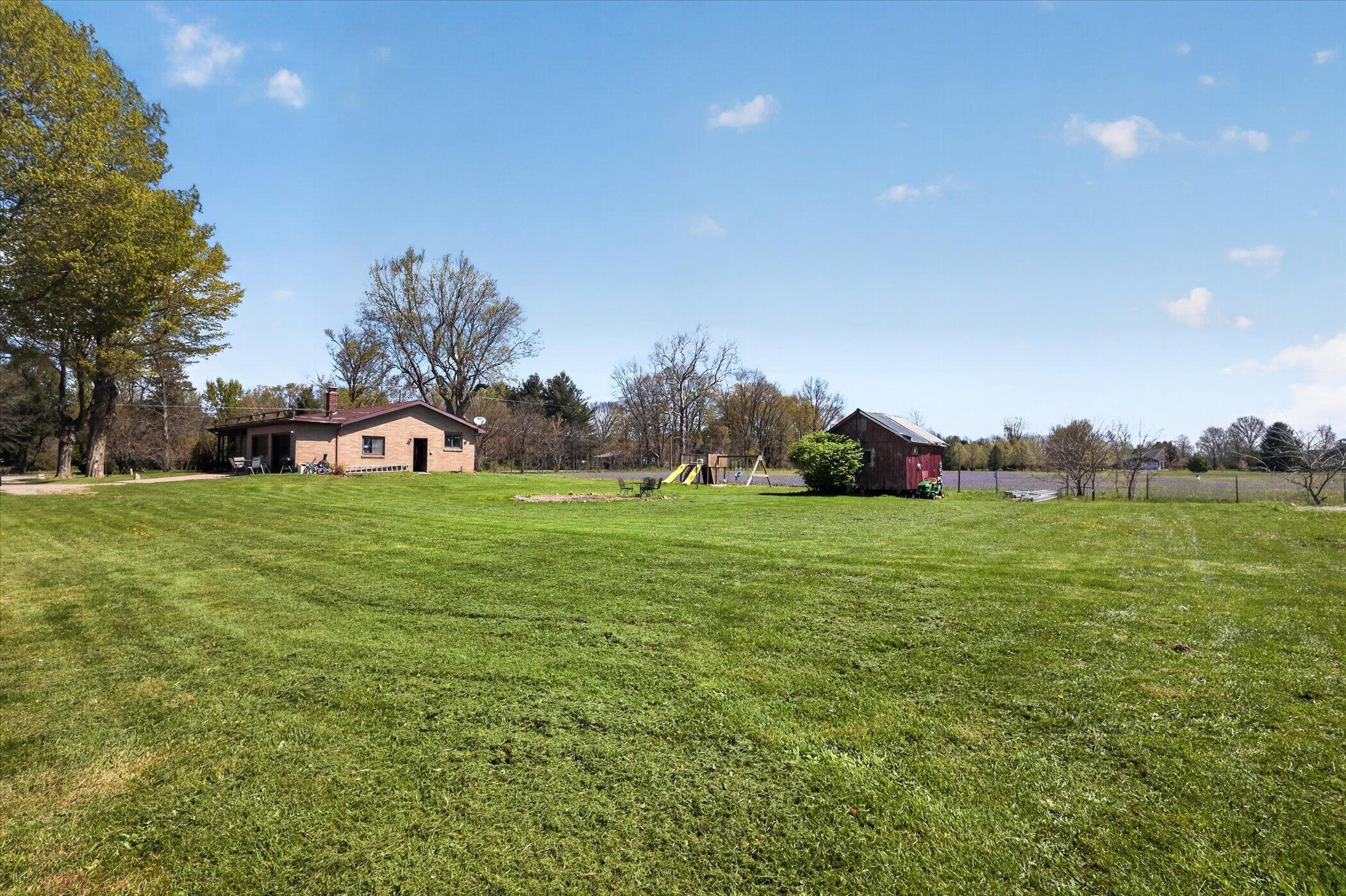 3262 West Wagner Road Buchanan, MI 49107 - Photo 29 of 39 27-3262-W-Wagner-Rd-Windowstill