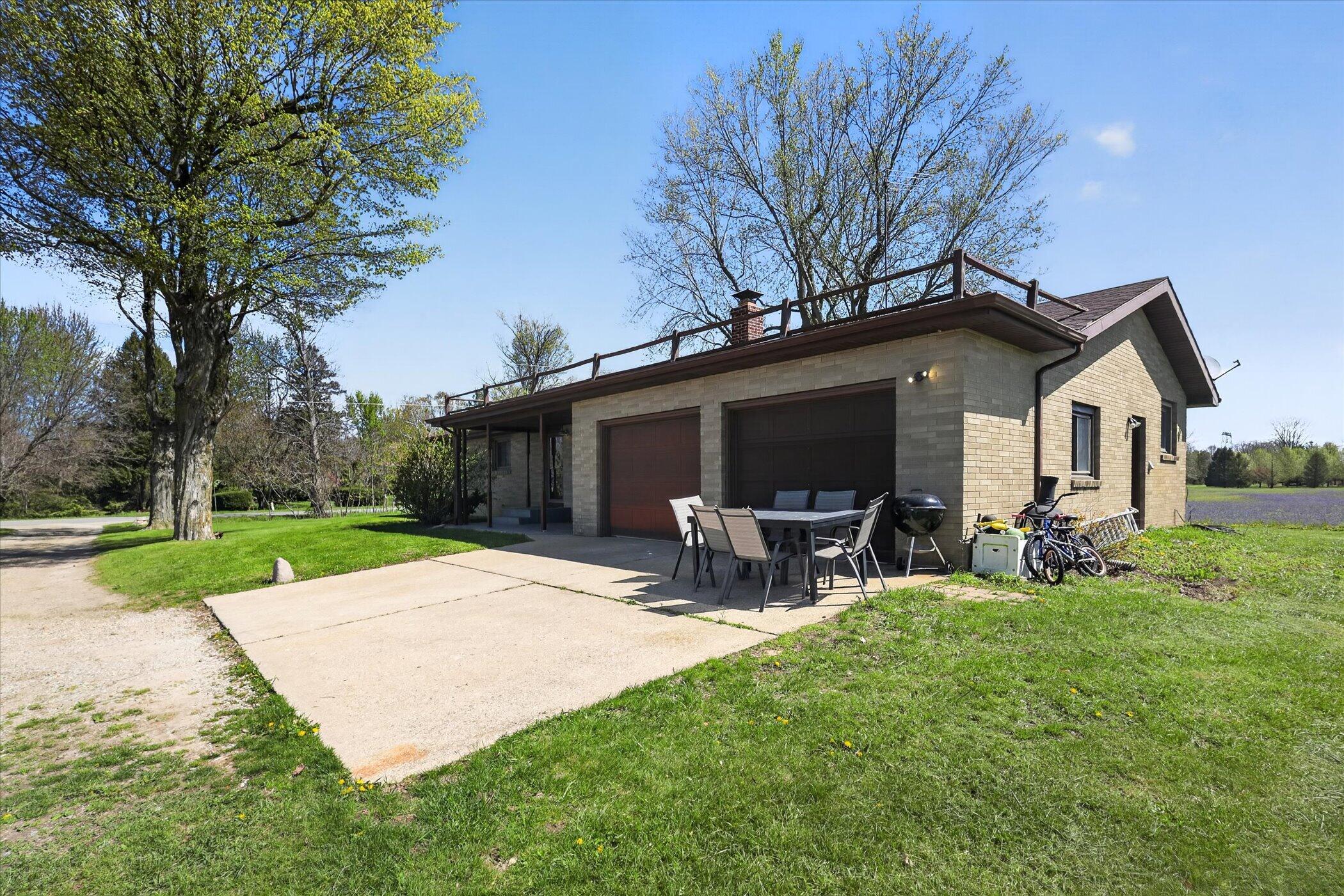 3262 West Wagner Road Buchanan, MI 49107 - Photo 6 of 39 04-3262-W-Wagner-Rd-Windowstill