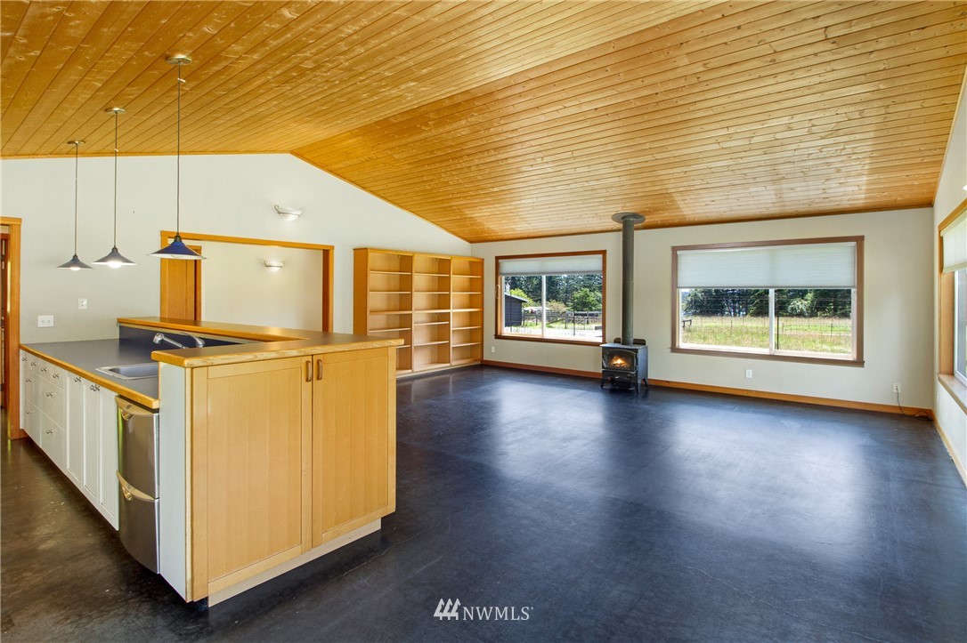 257 Dusty Road Lopez Island, WA 98261 - Photo 26 of 36